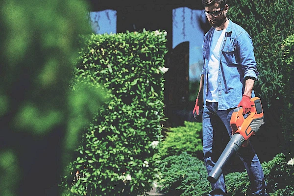 Battery-powered leaf blower, best model for your needs