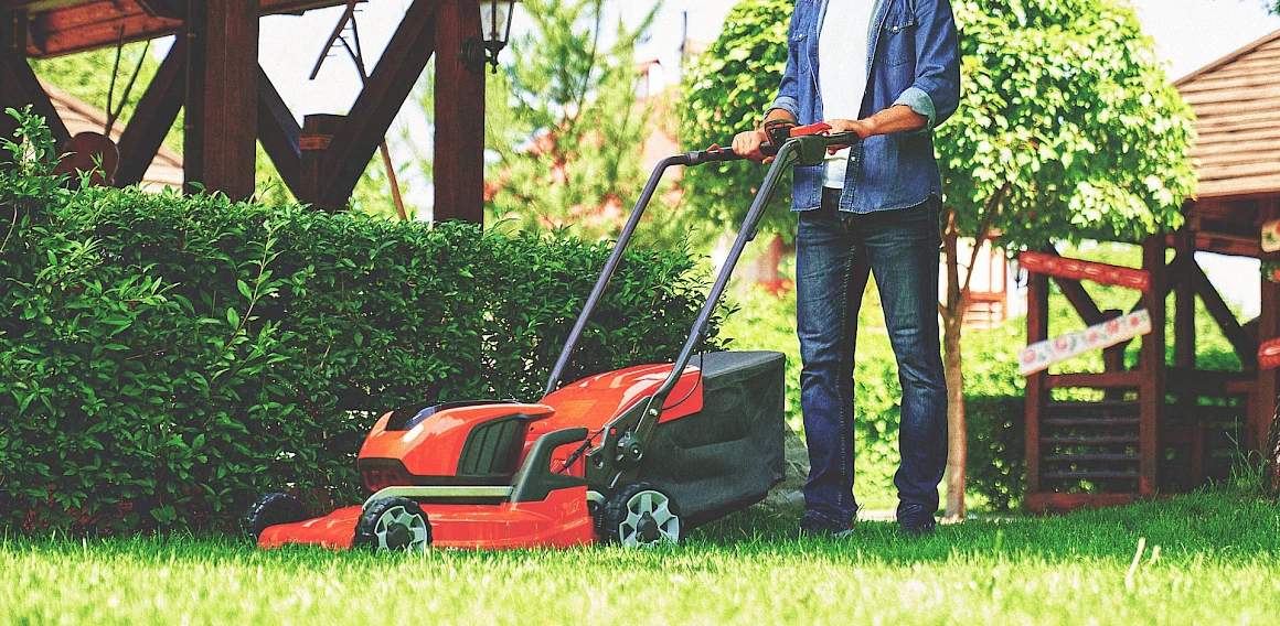 Best battery powered lawnmower for your garden